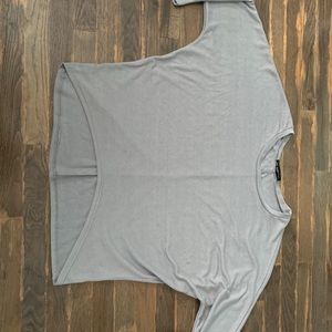 Loose 3/4 sleeve shirt